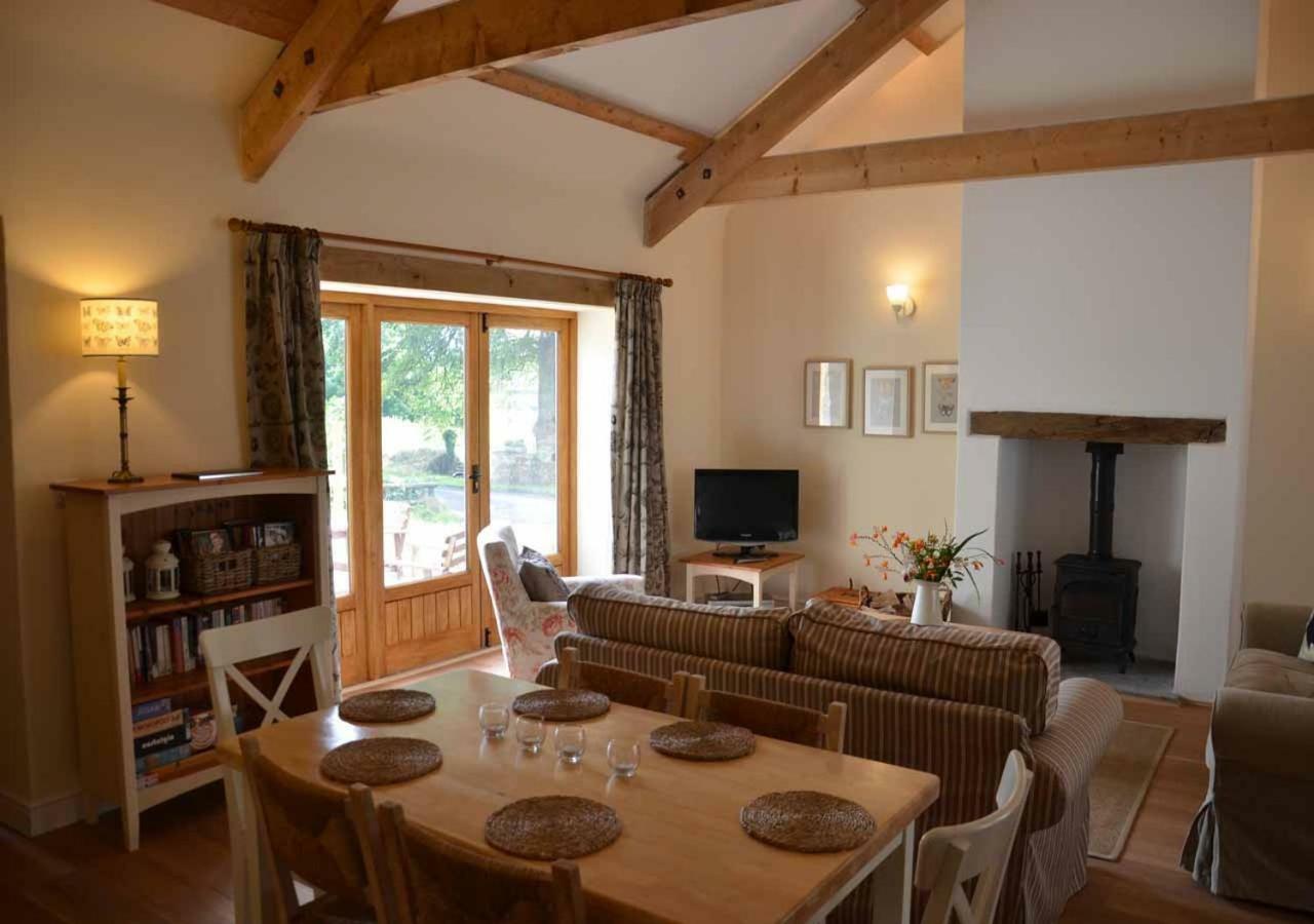 Raleigh Barn Villa West Putford Eksteriør bilde